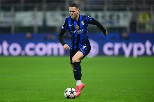 开云app下载-加盟仅1年！跟队记者：如果有合适报价，国米愿意出售泽林斯基