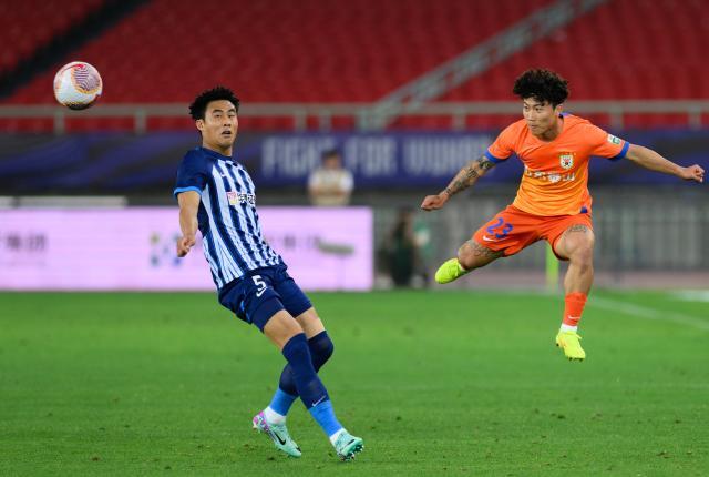 开云体育在线-【中超】谢文能克雷桑传射建功 泰山客场2比1胜三镇